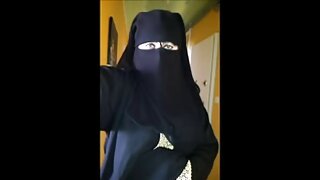 حیرت انگیز برونیٹ چی ...