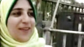 اچھی گدی کے ساتھ سلٹ ...